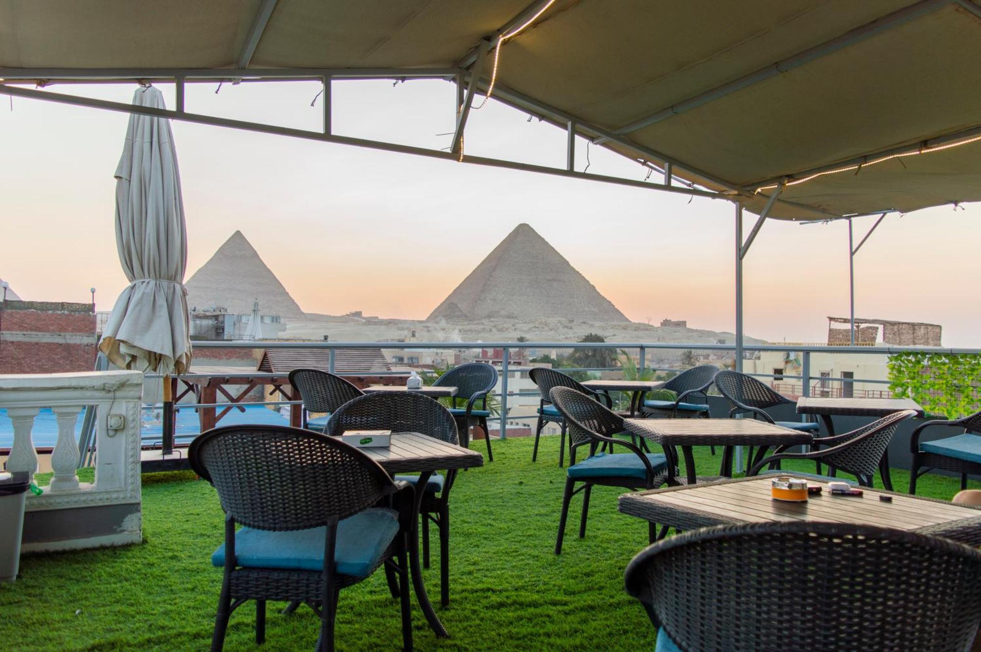 The Pyramids Gate Inn Kafrat al Jabal ภายนอก รูปภาพ