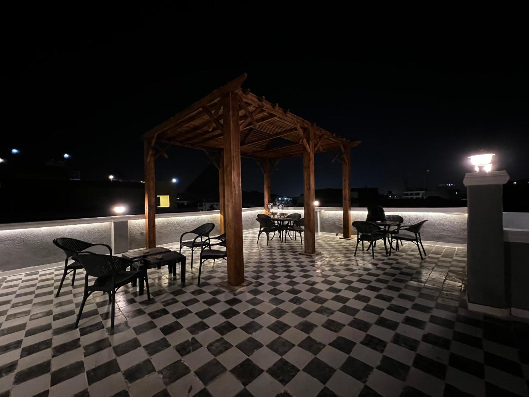 The Pyramids Gate Inn Kafrat al Jabal ภายนอก รูปภาพ