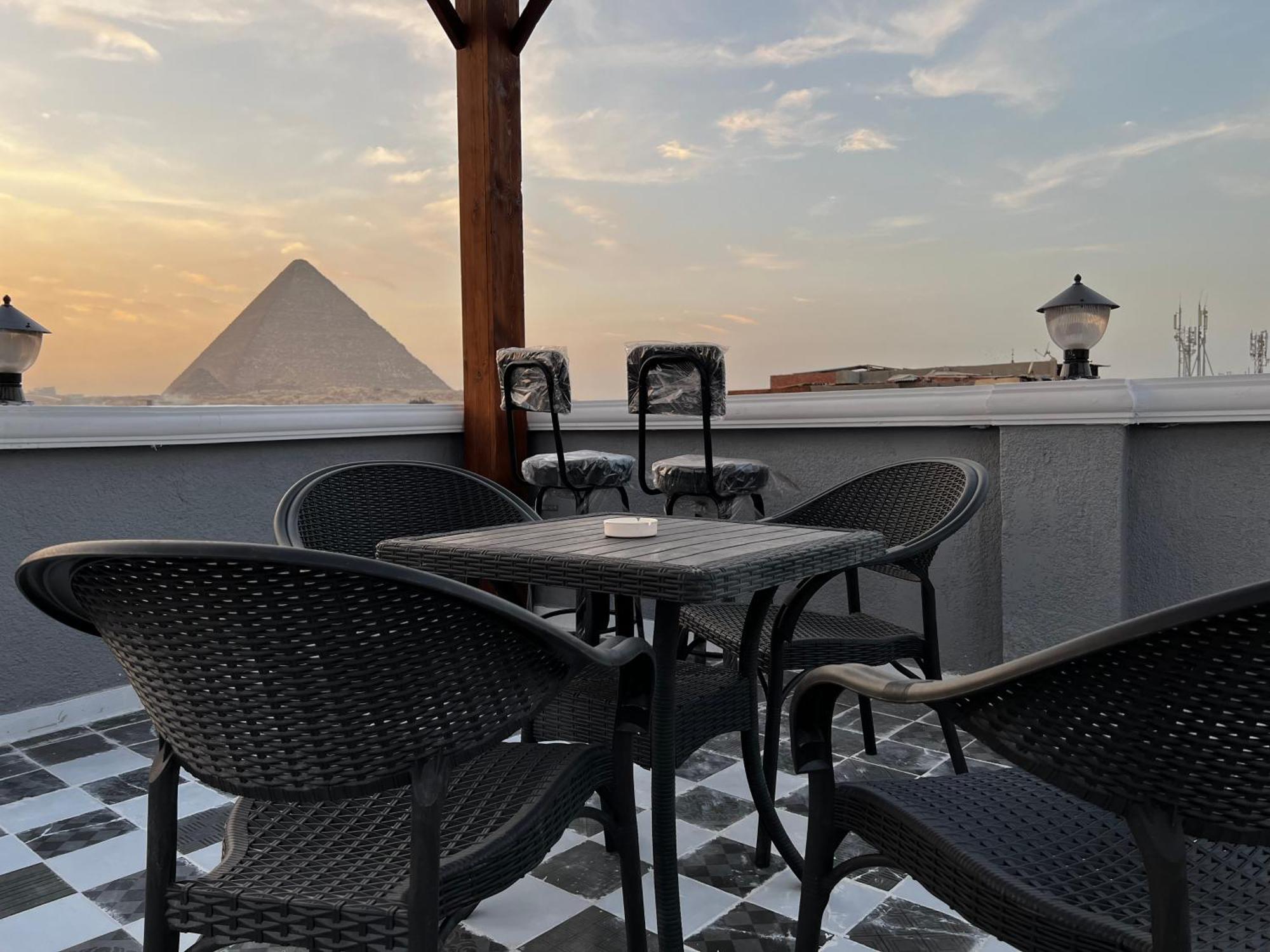 The Pyramids Gate Inn Kafrat al Jabal ภายนอก รูปภาพ
