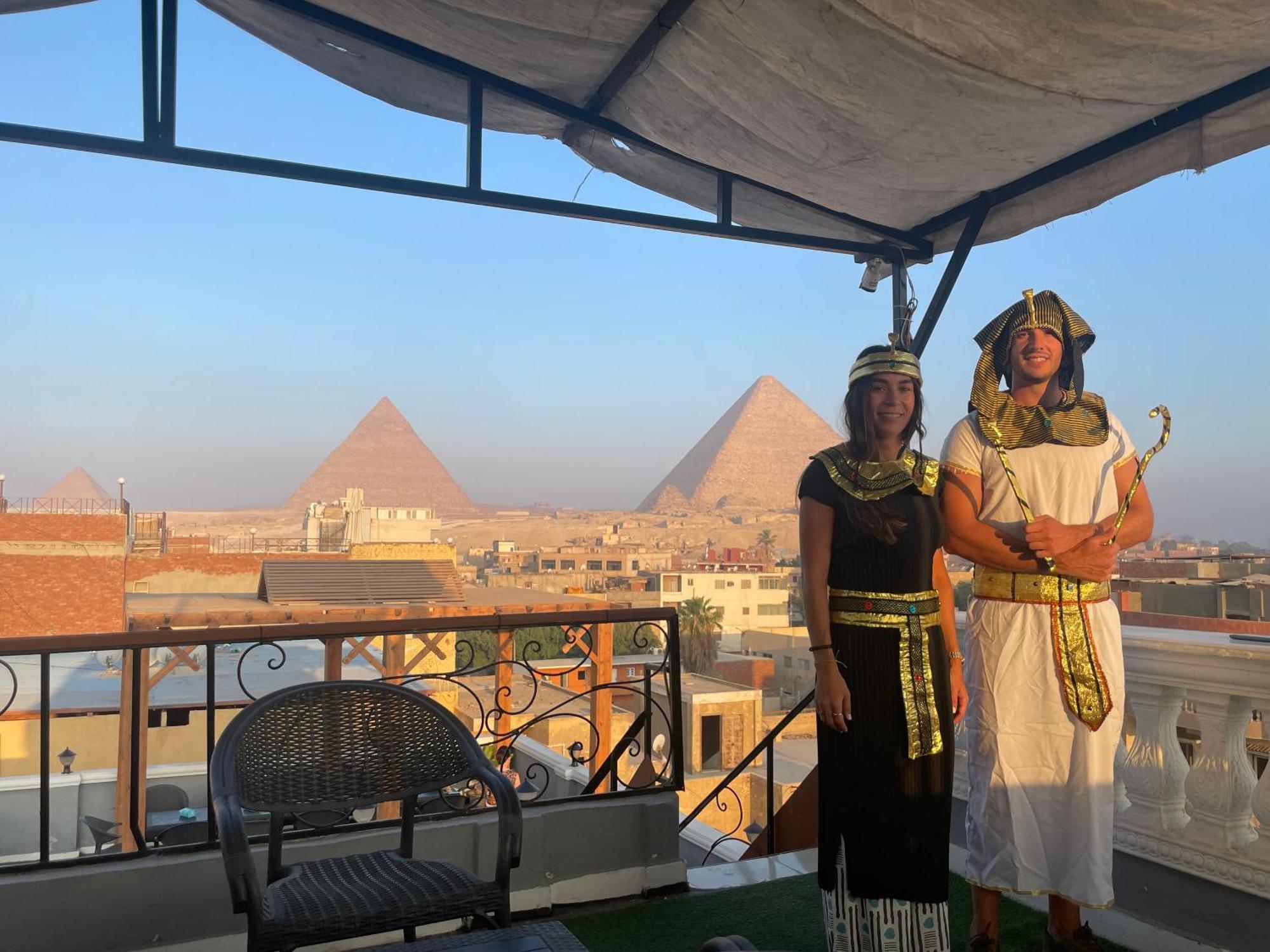 The Pyramids Gate Inn Kafrat al Jabal ภายนอก รูปภาพ